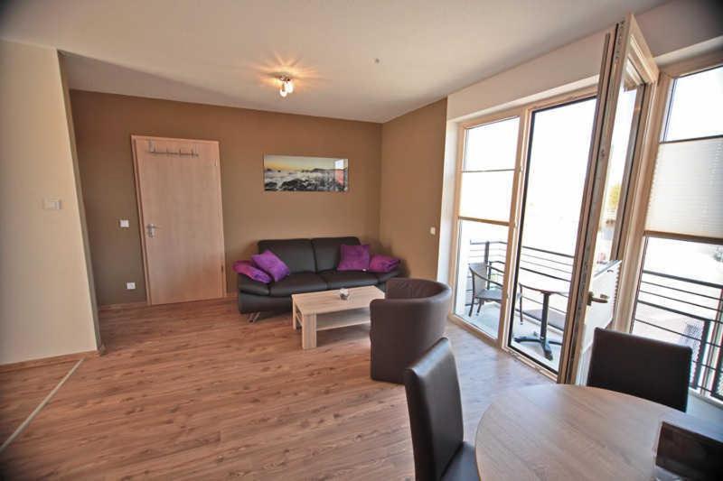 Jack _ Richies Apartment *